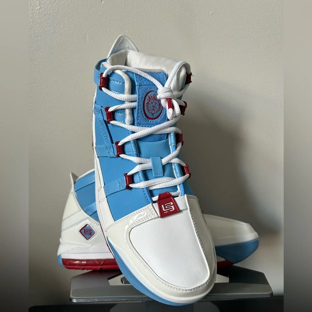 Nike LeBron 3 “Houston Oilers” Men’s Size 10 👟🏀 - Picture 8 of 12